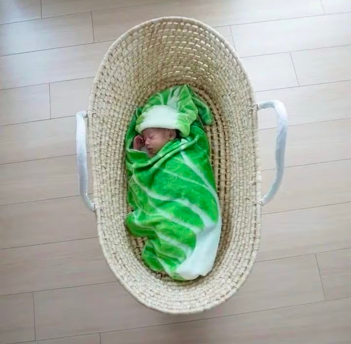 Super Soft Chinese Cabbage Baby Swaddle Blanket with Hat Set 🥬 UK delivery ONLY 🇬🇧
