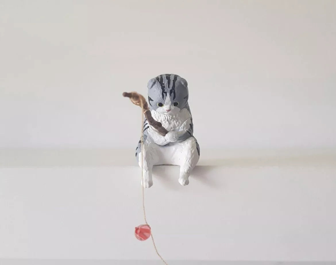 Japanese Gashapon Grey Fishing Kitty Cat 🇬🇧 UK delivery ONLY